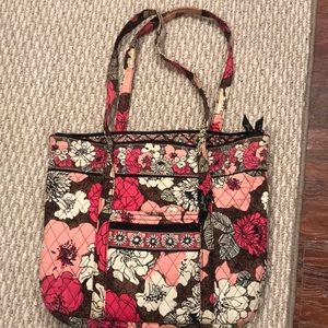 Iconic Vera Bradley tote. Long handled tote.